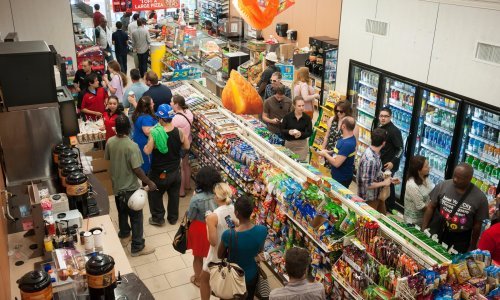 Lidlu i Aldiju stiže velika konkurencija iz SAD-a