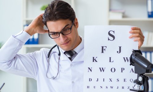 Zamagljen vid i 'halo' efekt znak su ozbiljnih oštećenja - kada posjetiti liječnika?