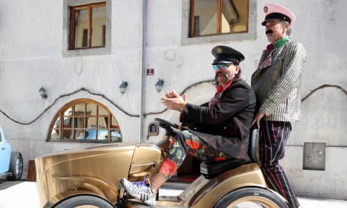 Let 3 predstavio zlatni traktor s kojim kreće u osvajanje Eurosonga