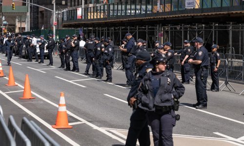 Evakuirani stanovnici Trump Towera, u zgradu je ušla žena s puškom