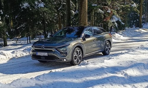 Vozili smo Citroën C5 X Hybrid 225: Impresivni karavanski crossover D-segmenta
