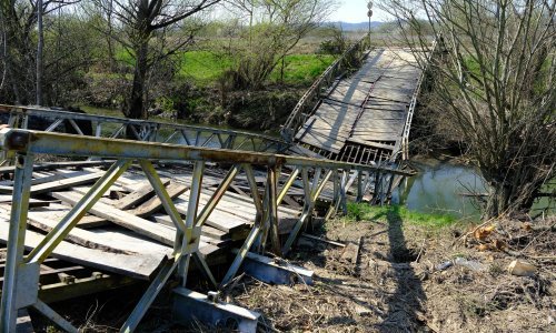 Kamion propao kroz most dok je prelazio rijeku Krapinu