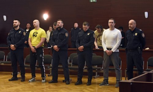 Incident u sudnici: Ringwaldu i ostalima 54 godine za ubojstvo u Omišu