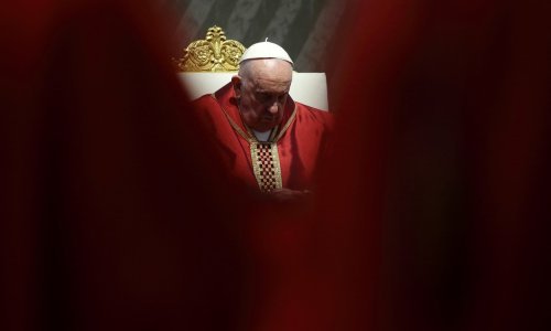 Papa Franjo predvodio molitvu na Veliki petak, ali ne i Križni put