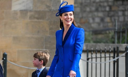 Koja simbolika stoji iza plavih outfita kraljevske obitelji?