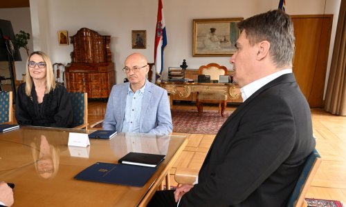 Milanović s udrugom Franak: Vrhovni sud već je morao donijeti odluku