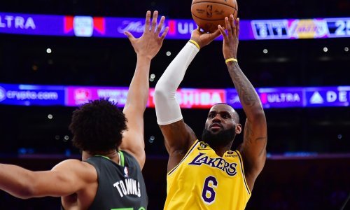 LeBron James nakon drame odveo Lakerse u play-off; dalje prošla i Atlanta
