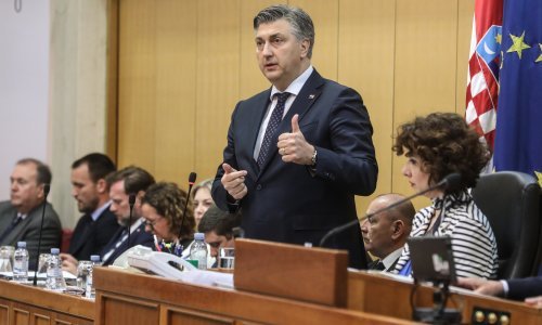 Plenković: Da smo htjeli porez na nekretnine, naveli bismo to u programu