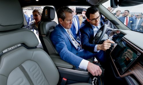 Gallup: Amerikanci dosta suzdržani prema električnim automobilima