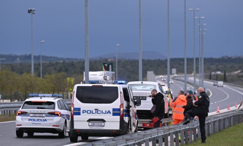 Zbog prometnih nesreća otežan promet na A1, vozi se usporeno