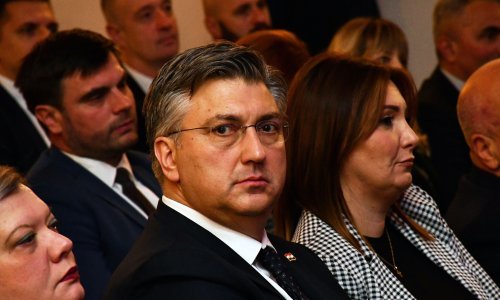 Plenković: Milanović nastavlja sa šmrkavim tikovima