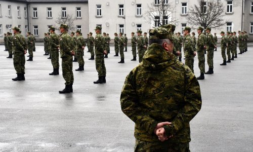 Snimljen napad na vojnika u Požegi, u bolnici su ga morali reanimirati