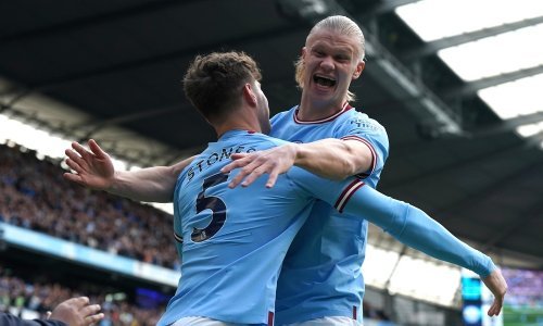 Kovačićev Chelsea tone, ali zato Građani lete. Haaland je opet zabio. I opet...