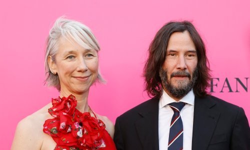 Tko je Alexandra Grant, žena zbog koje je Keanu Reeves javno pokazao emocije
