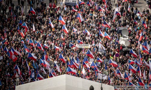 Tisuće Čeha na ulicama: Dosta im je potpore Ukrajini, poskupljenja i NATO-a