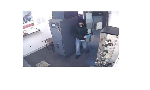 Prepoznajete li muškarca s fotografije? Policija traži pomoć