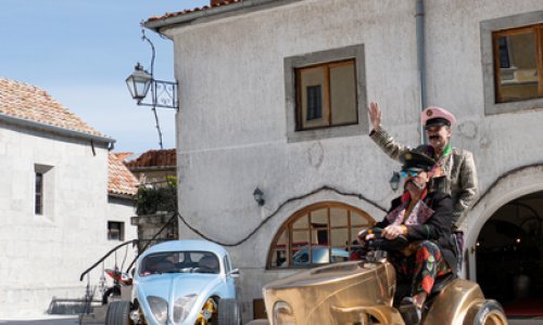 Cesta pa teleportacija: Let 3 zlatnim traktorom kreće na put prema Liverpoolu