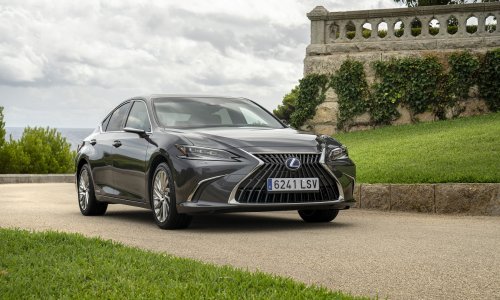 Lexus ES, najpopularnija Lexusova limuzina prešla tri milijuna prodanih primjeraka