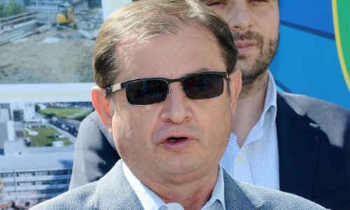 Ravnatelj bolnice u Sisku potvrdio da su dvije pacijentice ležale u jednom krevetu