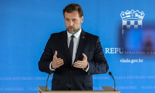 Banožić uporno izbjegavao odgovor na pitanje je li se prijavio za APN