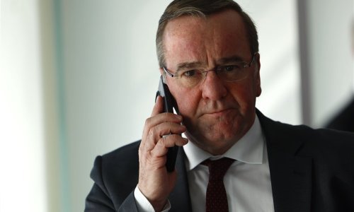 Njemački ministar obrane: Prihvatljivi su ograničeni napadi Kijeva na Rusiju