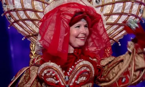 Ispod maske Kraljice krila se Jadranka Kosor: 'Hvala onima koji su otpočetka mislili da sam to ja'