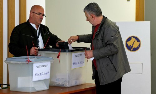 Srbi bojkotirali izbore na sjeveru Kosova, izlaznost je bila mizerna