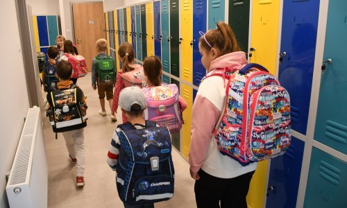 Roditelji u Novom Marofu prosvjedovali protiv cjelodnevne nastave: Prevareni smo!