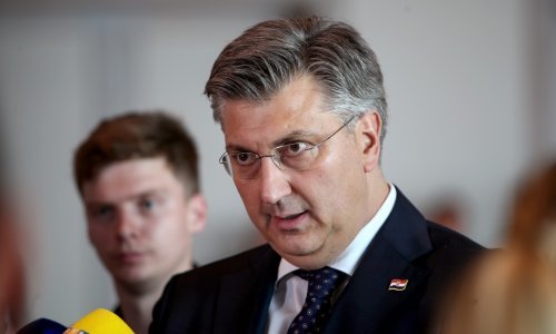 Plenković o lažnim testovima: Svi su se ušušurali da nešto prilijepe HDZ-u