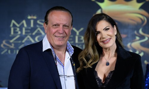 Za nju je vrijeme odavno stalo: Ana Sasso u rijetkom pojavljivanju sa suprugom