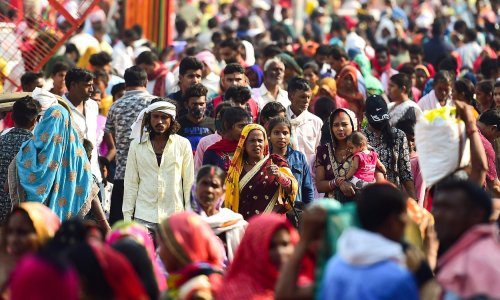 Indija skida Kinu s trona: Postaje najmnogoljudnija zemlja svijeta