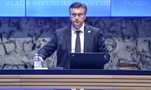 Vlada posjela nove ljude u fotelje, ovo su aktualni dobitnici