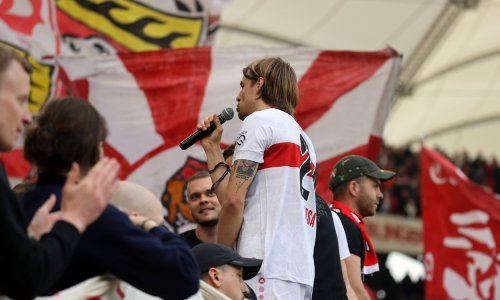 Borna Sosa dao si je oduška: uzeo je mikrofon i stao pred navijače