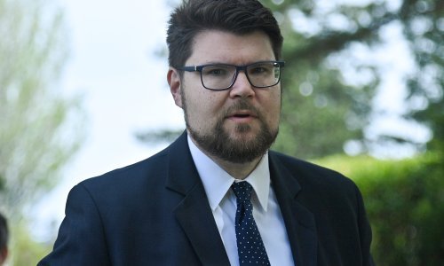 Grbin: Učinak ukidanja prireza na ljude s minimalnim plaćama bit će jedan euro