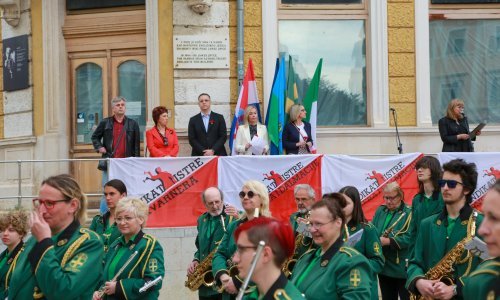Praznik rada u Puli: 'Situacija je alarmantna; Hrvatska nema ništa osim turizma'