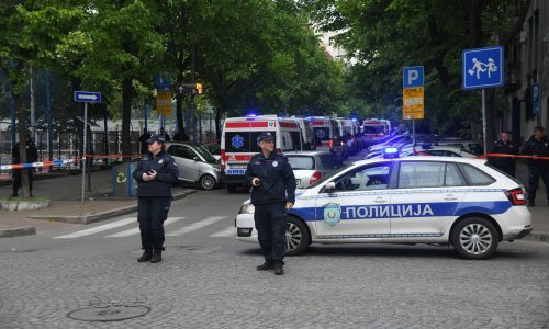 Dvoje ranjenih učenika u Beogradu kritično, svi ranjeni iz Mladenovca ugroženi