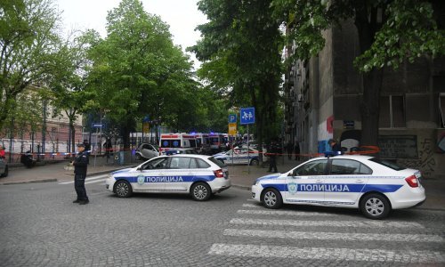 Srbija proglasila trodnevnu žalost zbog školskog pokolja, škole prekinule rad