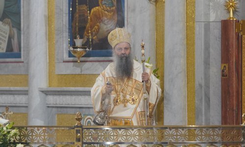 Porfirije pozvao na molitvu za ubijene i ozlijeđene