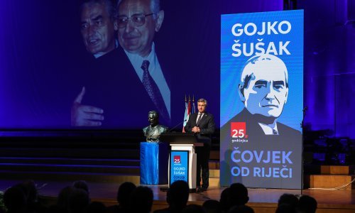 Održan komemorativni skup za Gojka Šuška, pojavili se i neki politički veterani