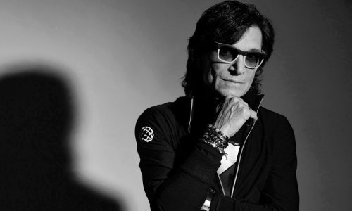 Jasmin Stavros bio je traženi bubnjar, a uspjeh mu je donijela pjesma Džuli