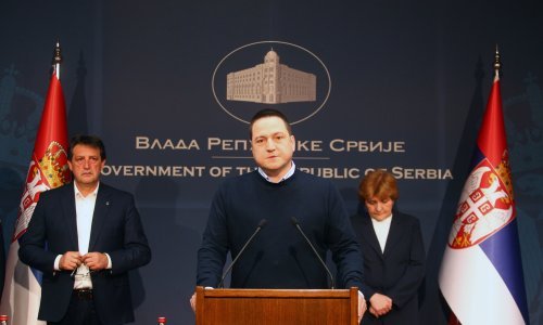 Raste pritisak na srpskog ministra prosvjete Branka Ružića da podnese ostavku