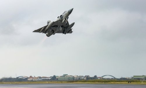 Tajvan pod uzbunom: Kineski vojni avioni ušli u tajvanski zračni prostor