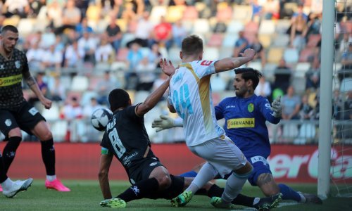 Ljepotica kola na Rujevici! Istra vodila 2:0 s igračem manje, ali se Rijeka spasila
