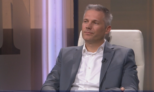 Momčilović: Trebali bi se više baviti pitanjem posljedica umjetne inteligencije na društvo