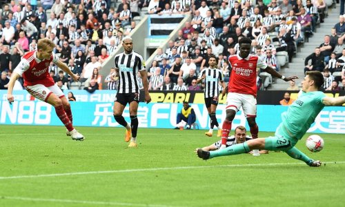 Arsenal slavio u derbiju kod Newcastlea i sad je na samo bod zaostatka za Cityjem
