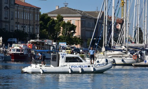 Iz marine na Pagu ukradena jedrilica, materijalna šteta nekoliko desetaka tisuća eura