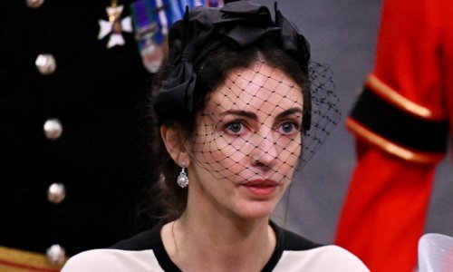 Tajanstvena markiza na krunidbi je znakovitim cipelama spojila Meghan i Kate
