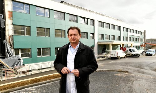 Zbog dvije žene u istom bolničkom krevetu ravnatelja i bolnicu čeka optužni prijedlog