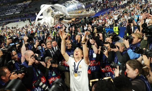 Englezi ih 'miniraju', ali Uefa je čvrsto stala iza svoje odluke