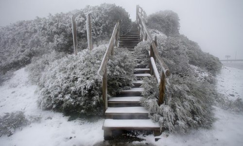 Nakon duge suše i toplotnog vala, u Španjolskoj - pao snijeg
